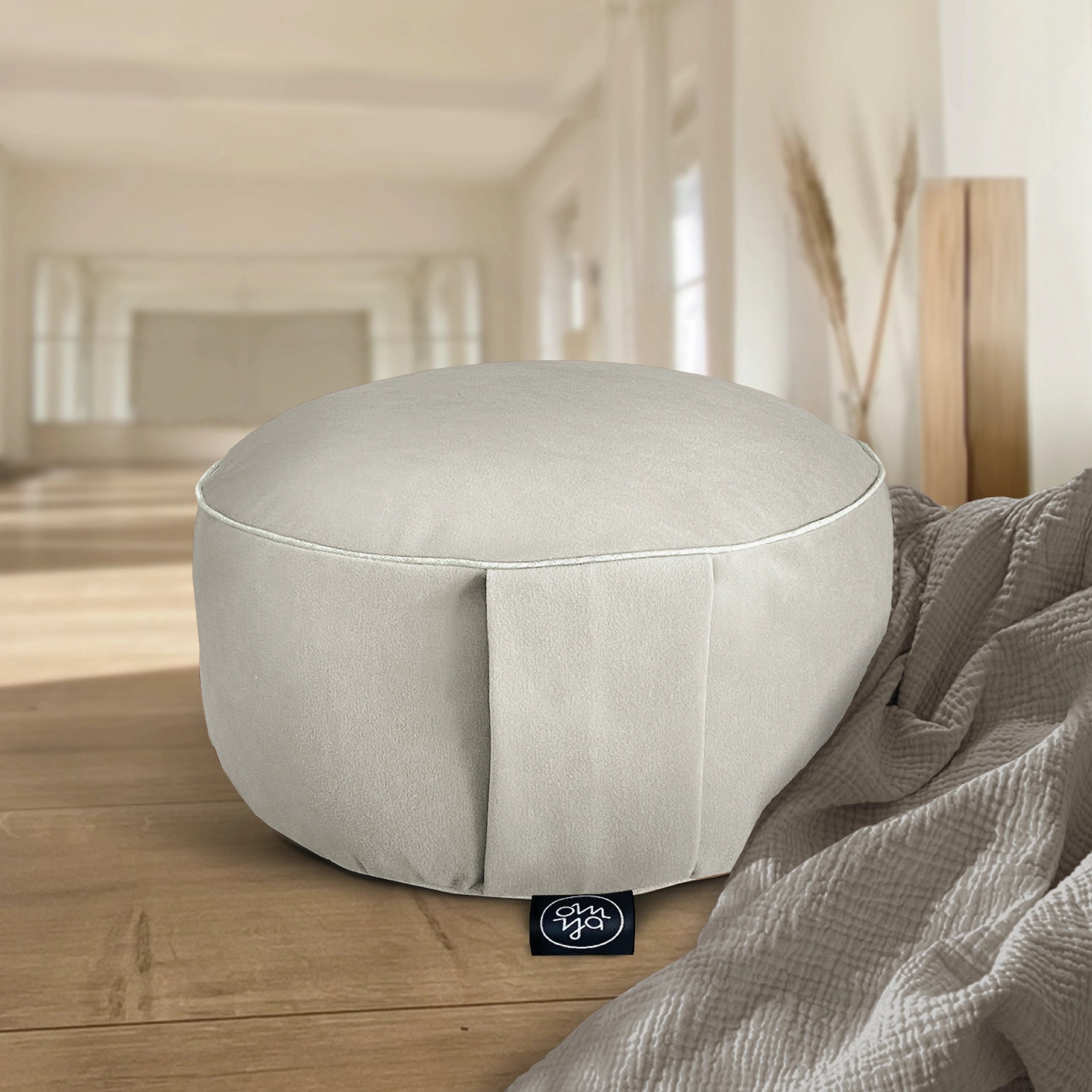 Design yoga pillow - Velvet Vanilla